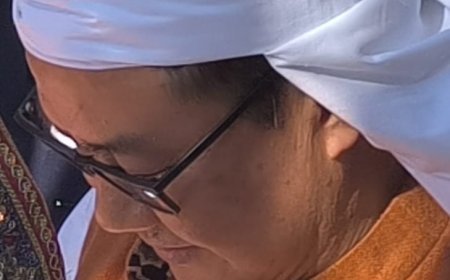 अजमेर दरगाह पर चढ़ाई गई पीएम मोदी की भेजी गई चादर, केंद्रीय मंत्री किरेन रिजिजू लेकर पहुंचे थे अजमेर