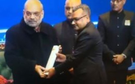 सीबीआई के अधिकारियों को गृहमंत्री अमित शाह ने सम्मानित किया