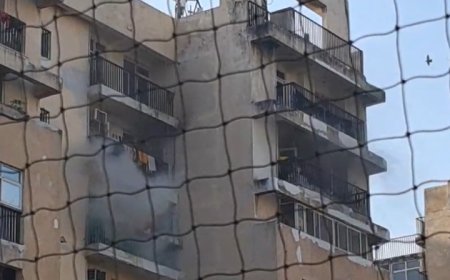 नोएडा से बड़ी खबर: गौर सिटी 1 के C ब्लॉक के फ्लैट नंबर 1973 में आग लगी। आग पर क़ाबू पाया गया। सोसायटी में हड़कंप। कारणों का पता अभी नहीं चला है।