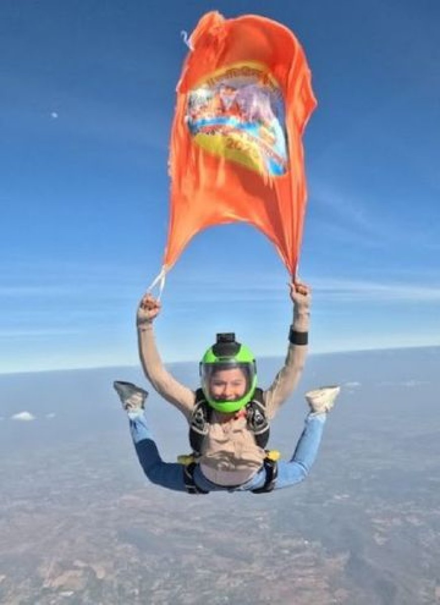 13 हजार फीट पर लहराया महाकुंभ का ध्वज..प्रयागराज की बेटी ने बैंकॉक में किया कमाल