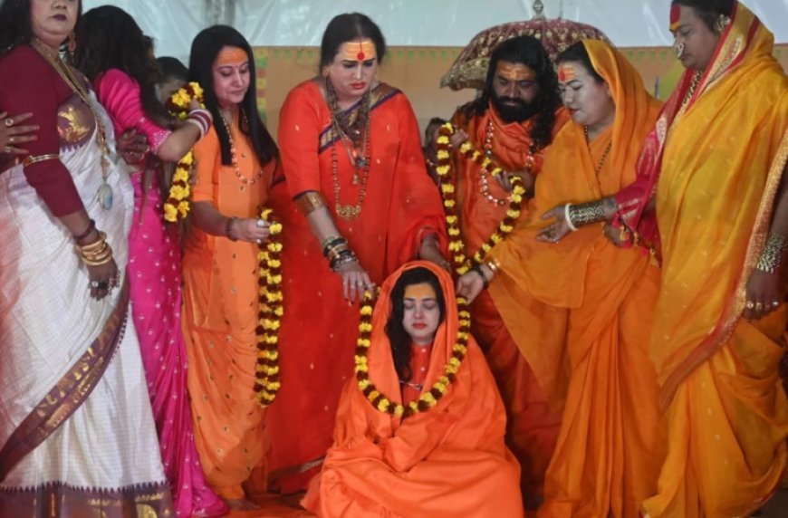 ममता कुलकर्णी ने महामंडलेश्वर पद से दिया इस्तीफा, वीडियो जारी कर बताया कारण!