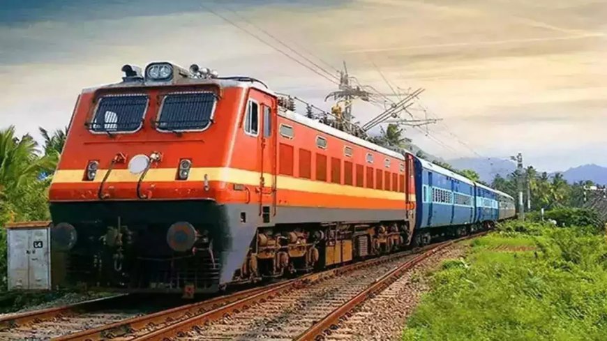 महाकुंभ से रेलवे हुआ मालामाल, अकेले प्रयागराज में रिकॉर्ड तोड़ टिकट बीके