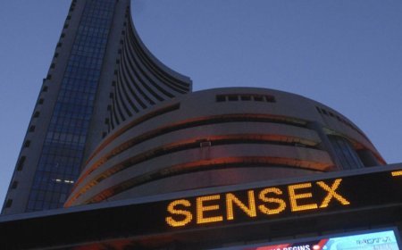 सेंसेक्स 336 अंक की बढ़त के साथ 83,871 पर बंद, निफ्टी 25,695 तक पहुंचा