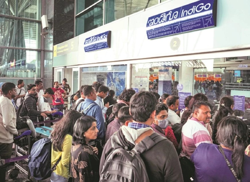 दिल्ली एयरपोर्ट पर इंडिगो की सभी डोमेस्टिक फ्लाइट्स रात 12 बजे तक रद्द, हजारों यात्री फंसे