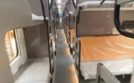 पहली वंदे भारत स्लीपर ट्रेन गुवाहाटी–कोलकाता रूट पर, थर्ड AC किराया ₹2,300